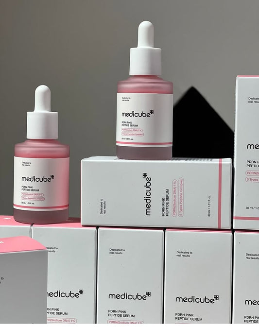 Medicube Salmon DNA PDRN Pink Peptide Essence.